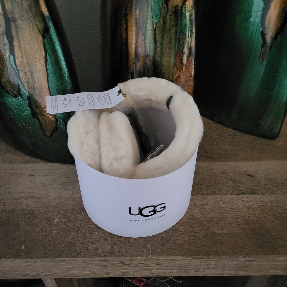 Ugg wired earmuffs